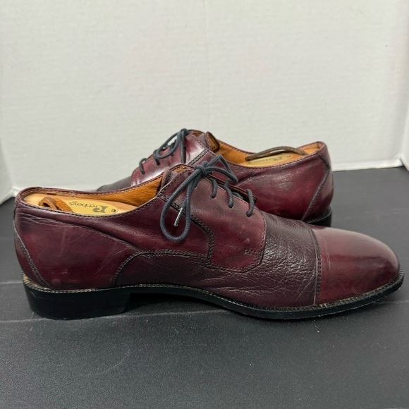 Pronto Uomo Men’s Wingtip Leather Cap Toe Oxfords - Picture 6 of 9